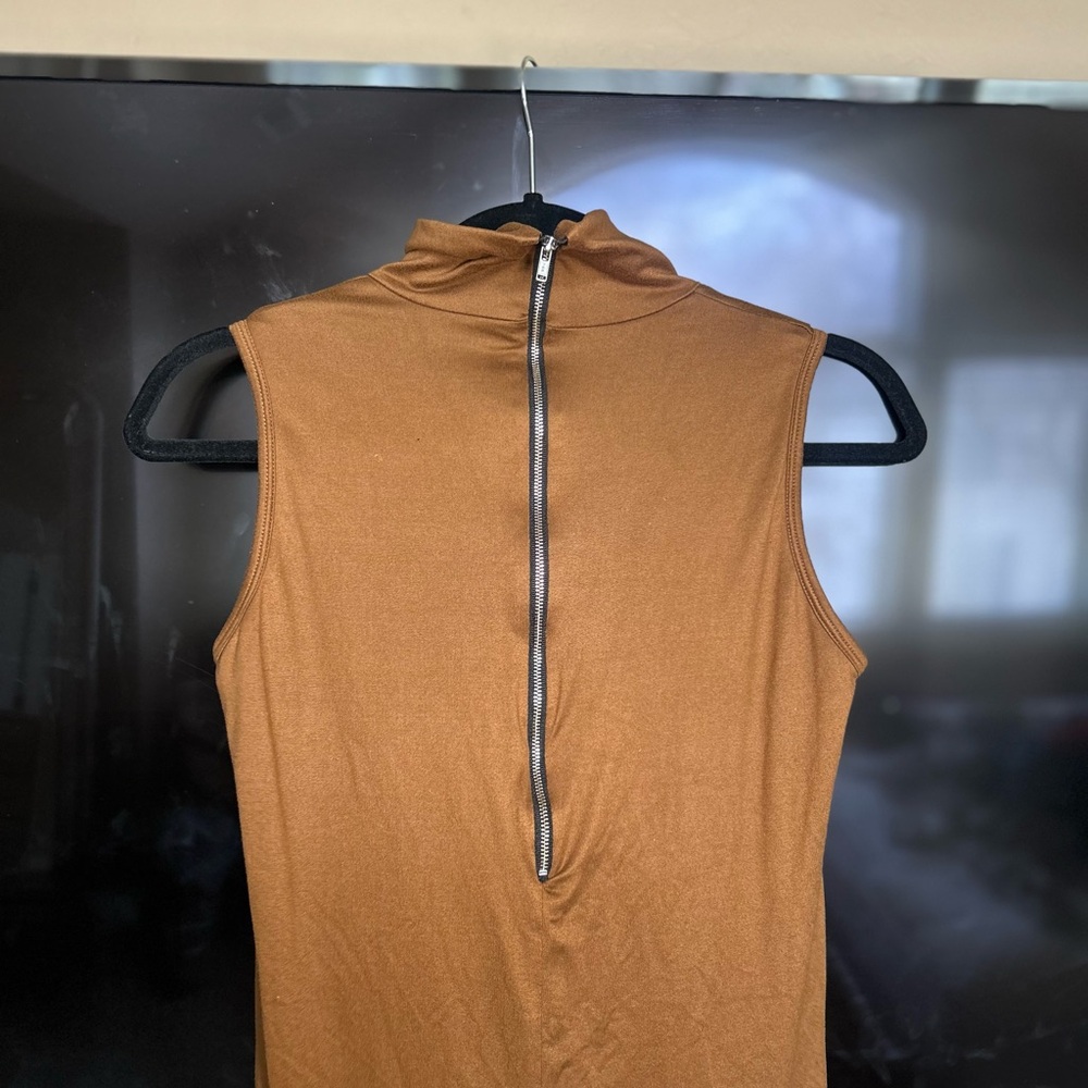 BUMPSUIT - Picture 3 of 4